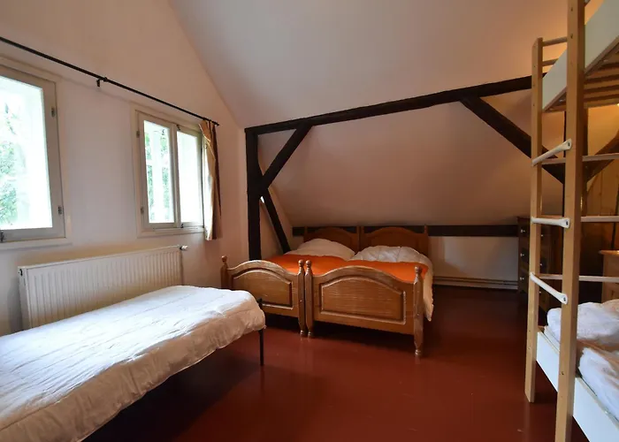 In A Quiet, Authentic Mountain Village With A View Of The Surrounding Hills Apartamento *