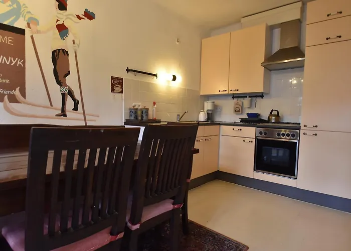 In A Quiet, Authentic Mountain Village With A View Of The Surrounding Hills Apartamento *